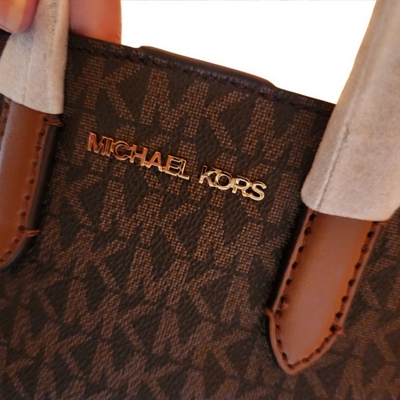 NWT Nice! Michael Kors Brown Mini Bag - Picture 2 of 10